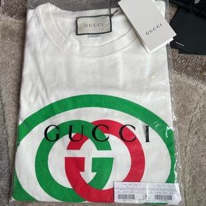 Mens Gucci T-shirt size medium